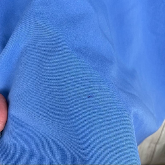 Figs light blue scrub top size Large - Picture 7 of 7